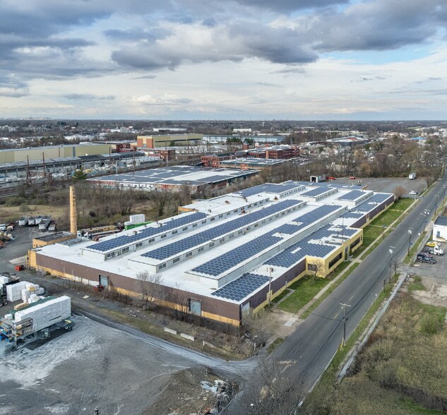 Primary Photo Of 1400 E State St, Hamilton Manufacturing For Lease