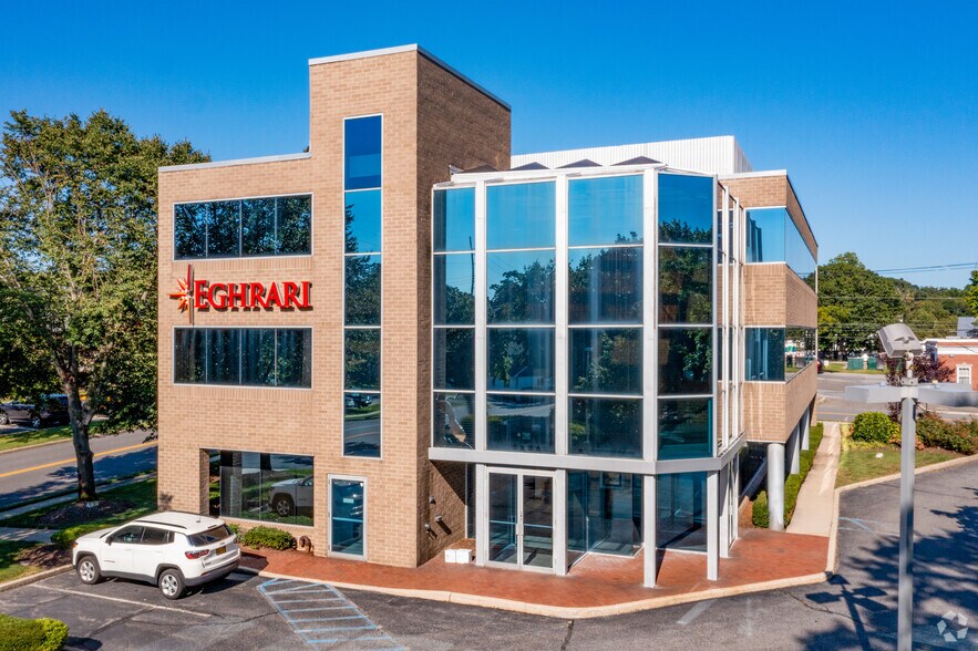 Primary Photo Of 50 Karl Ave, Smithtown Loft Creative Space For Lease