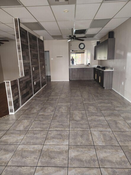 More Photos Of 16810 Avenue of the Fountains Blvd, Fountain Hills Storefront Retail Office For Lease