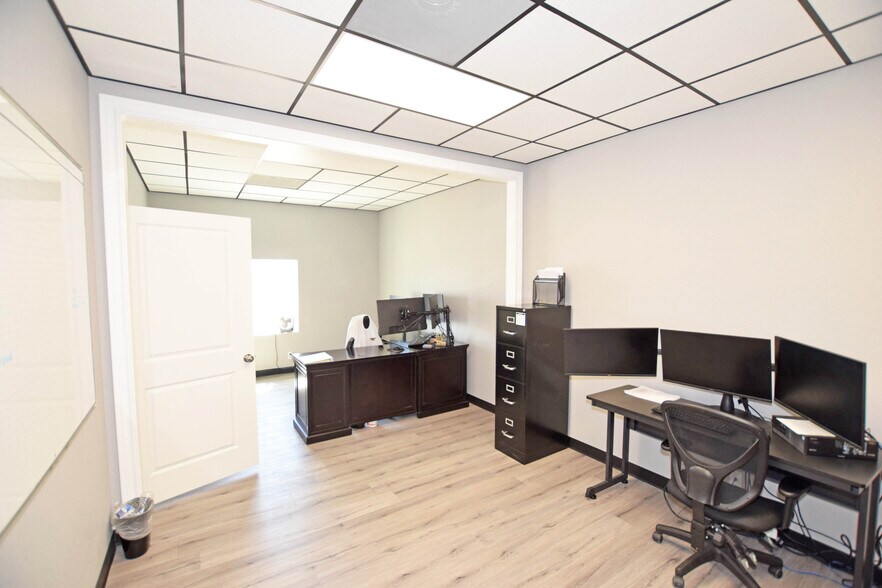 More Photos Of 2250 Dixie Blvd, Odessa Industrial For Sale