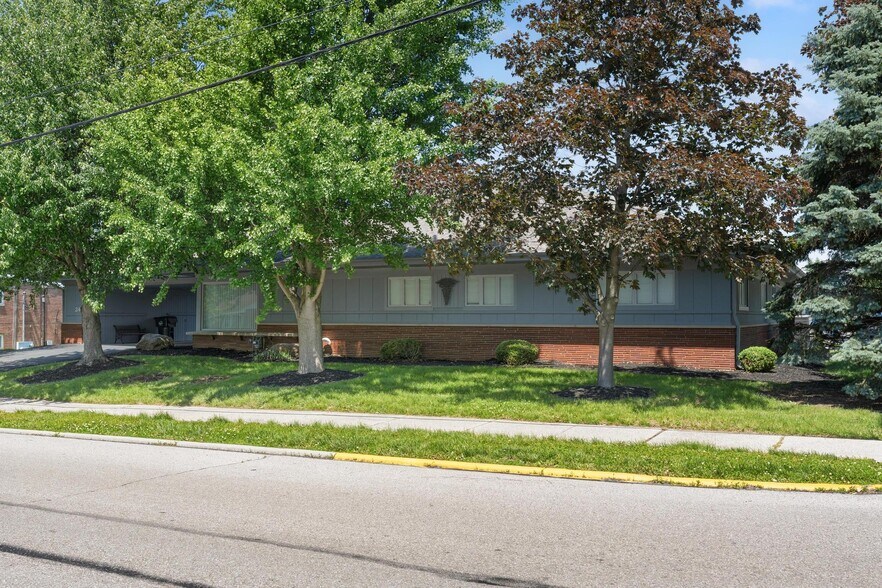 More Photos Of 244 Wilson Dr, Xenia Medical For Sale