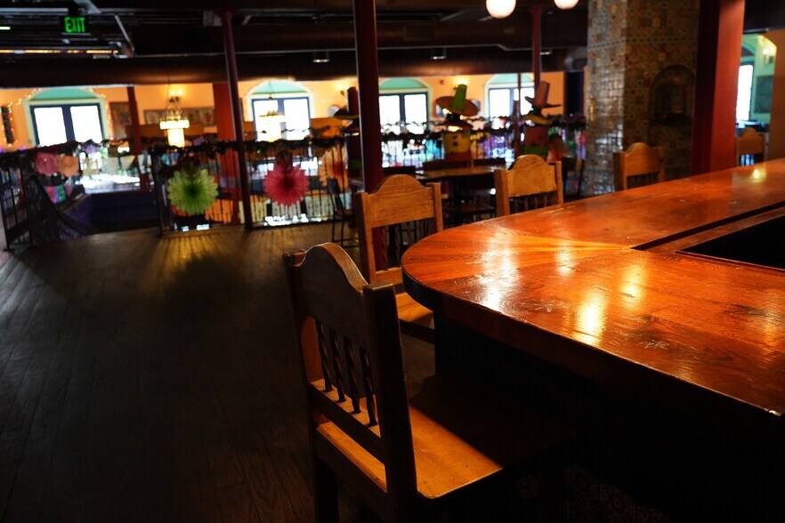 More Photos Of 325 State St, Schenectady Restaurant For Sale