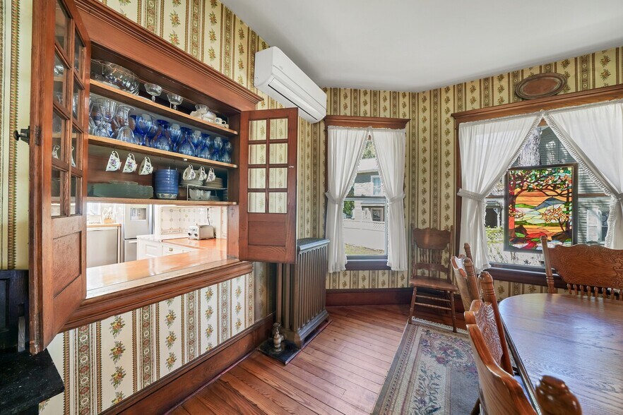 More Photos Of 45 Main St, Califon Office Residential For Sale