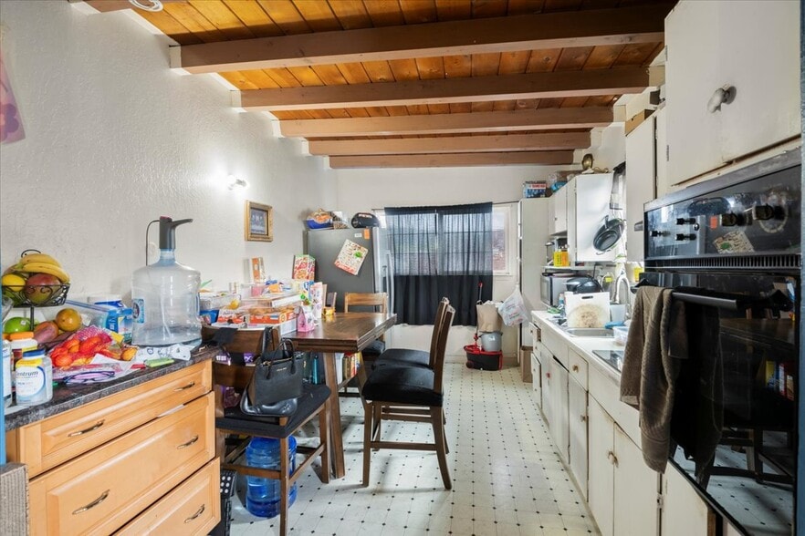 More Photos Of 33638 9th St, Union City Apartments For Sale