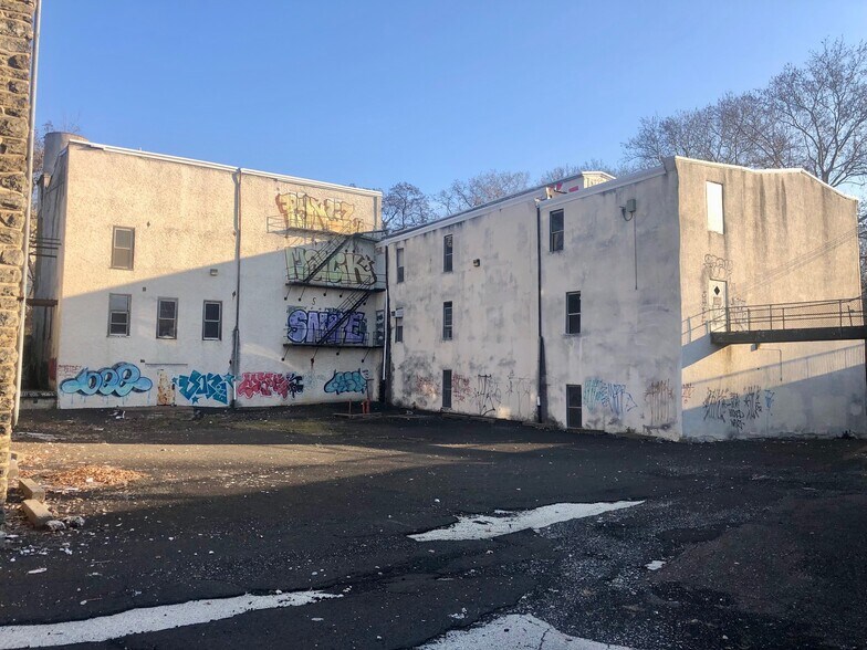 More Photos Of 5115-5139 Belfield Ave, Philadelphia Manufacturing For Sale