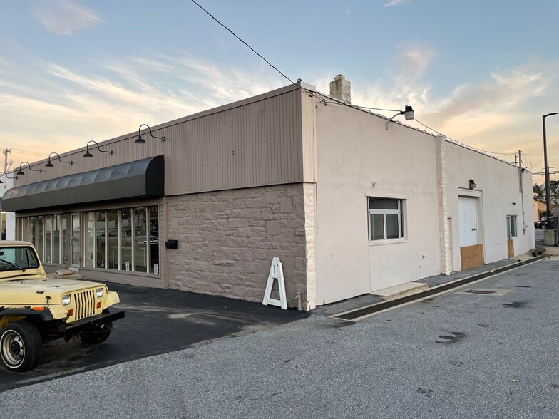 More Photos Of 622 E Gay St, West Chester Storefront Retail Office For Sale