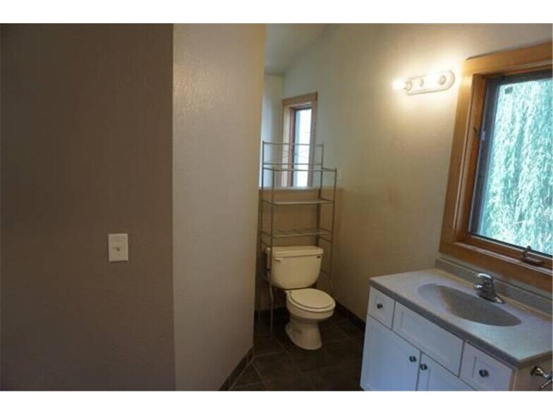 More Photos Of 520 S 2nd St, Mankato Multifamily For Sale