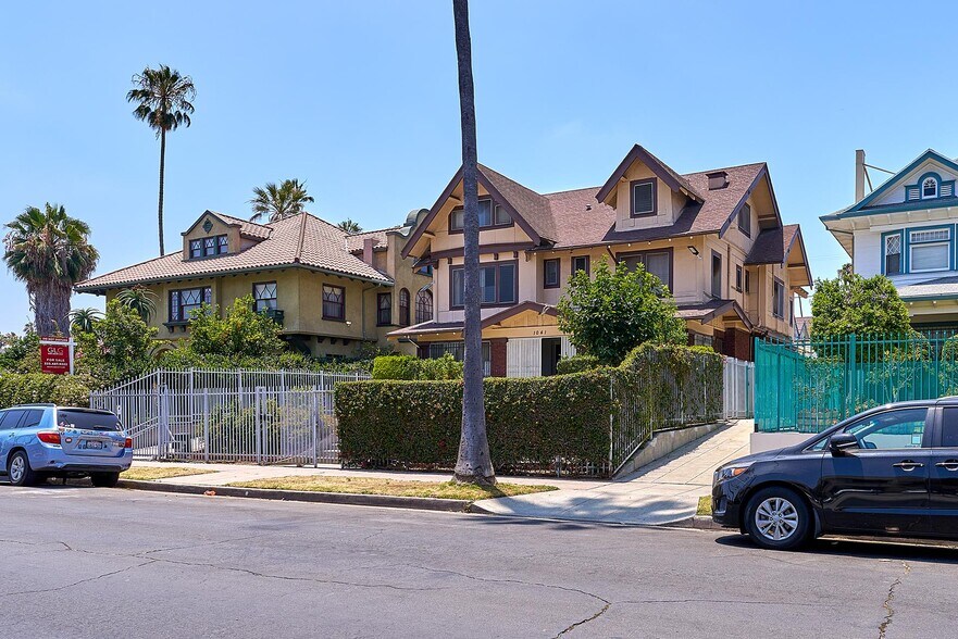 More Photos Of 1041 Elden Ave, Los Angeles Apartments For Sale
