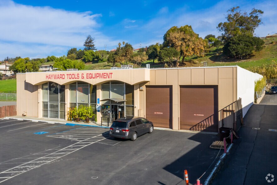 More Photos Of 21732 Foothill Blvd, Hayward Freestanding For Lease