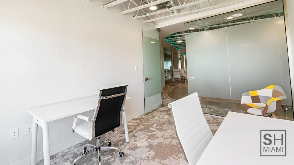 More Photos Of 820 W 41st St, Miami Beach Coworking Space
