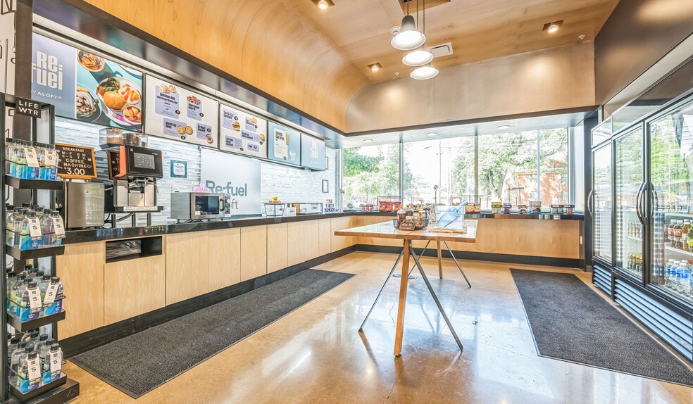More Photos Of 900 S 11th St, Waco Hotel For Sale