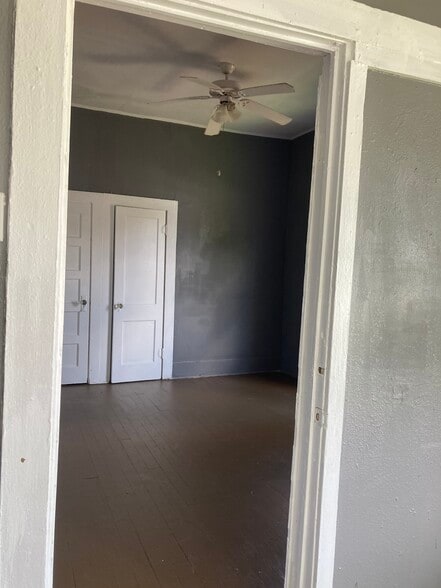 More Photos Of 201 E Washington Ave, Harlingen Apartments For Sale