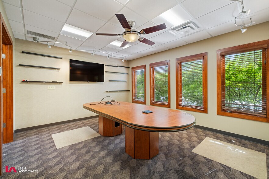 More Photos Of 4266 Winters Chapel Rd, Atlanta Distribution For Lease