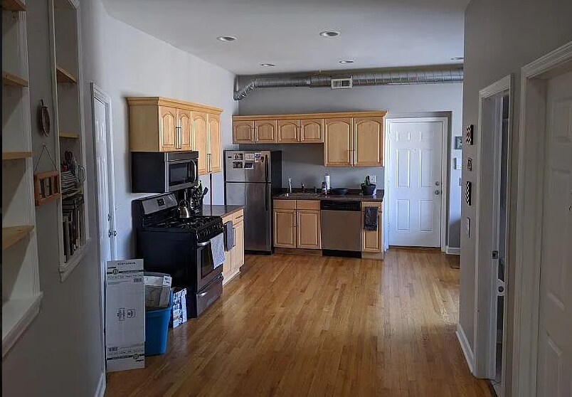 More Photos Of 4363 N Lincoln Ave, Chicago Storefront Retail Residential For Sale