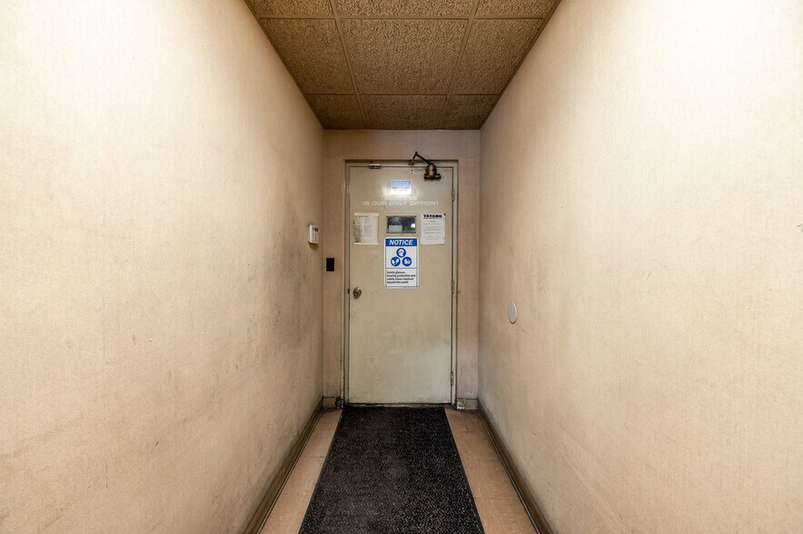 More Photos Of 714 Braddock View Dr, Mount Braddock Warehouse For Lease