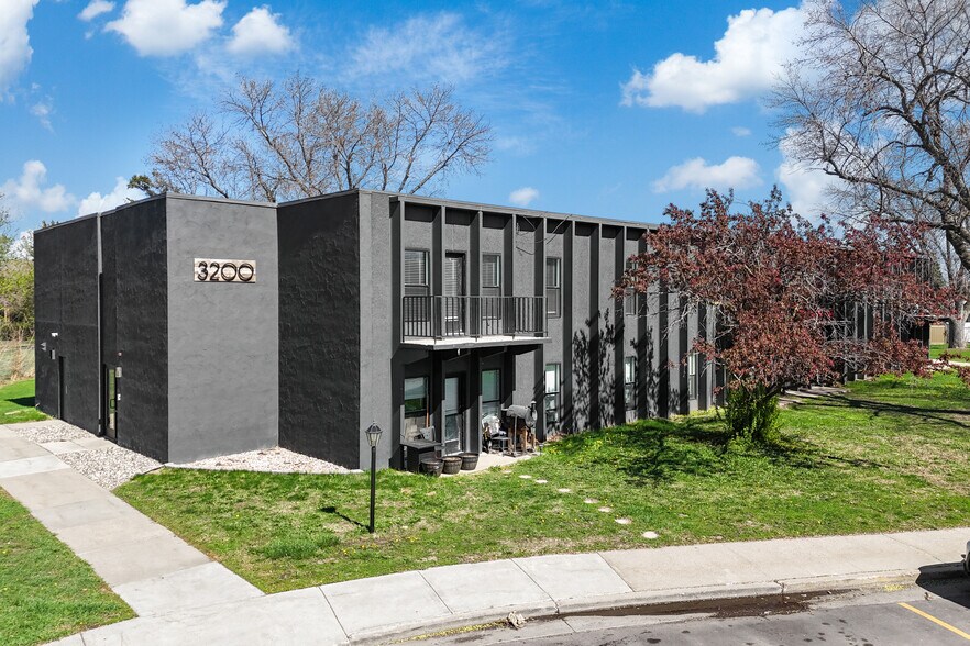 More Photos Of 3300 S Westbrooke Ln, Sioux Falls Apartments For Sale