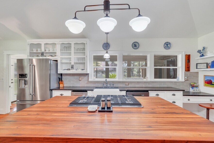 More Photos Of 1871 GA Highway 99, Brunswick Specialty For Sale