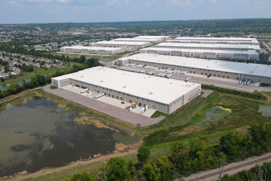 More Photos Of 4583 Brate Dr, West Chester Warehouse For Lease