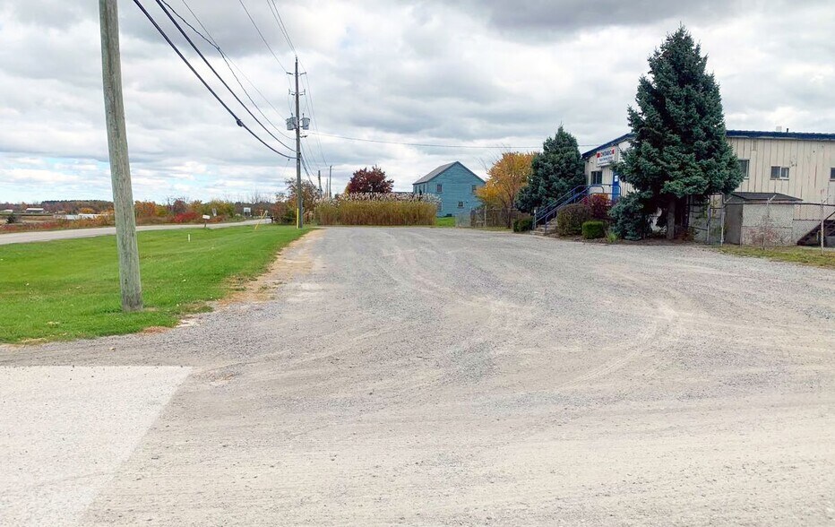 More Photos Of 281 Queenston Rd, Niagara On The Lake Warehouse For Sale