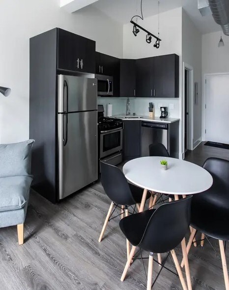 More Photos Of 2111-2115 S State St, Chicago Freestanding For Sale