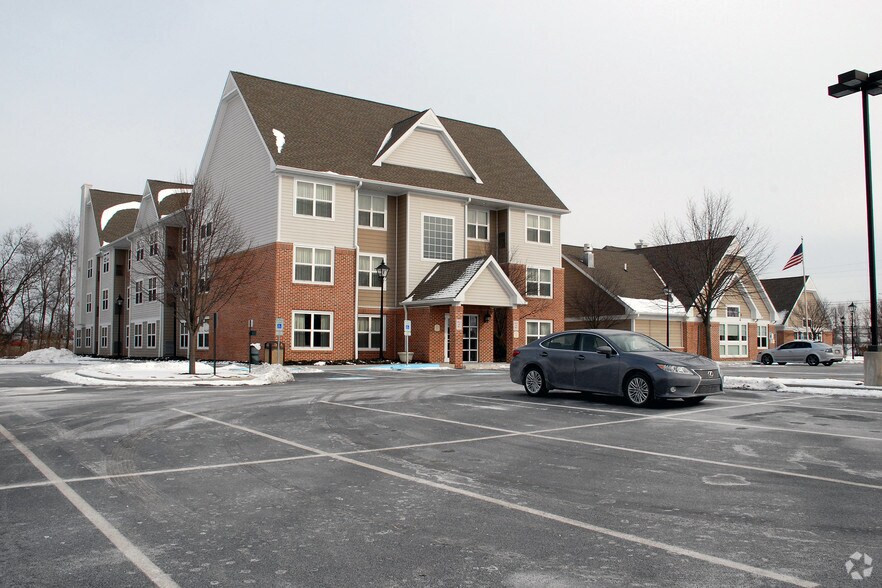 More Photos Of 1 Hampton Ct, Carlisle Hotel For Sale