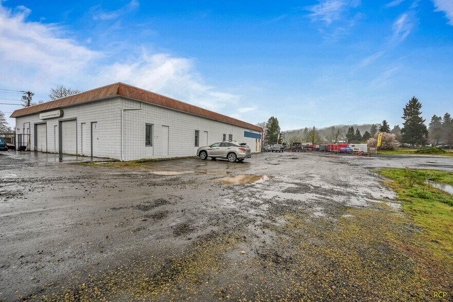 More Photos Of 53026 NW Thornton Dr, Scappoose Warehouse For Sale