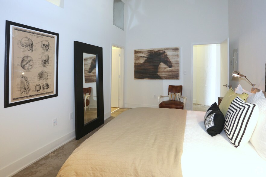 More Photos Of 575 E 4th St, Winston-Salem Apartments For Lease