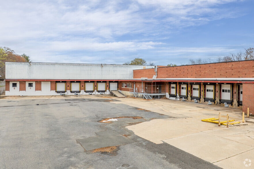 More Photos Of 104 E Park St, Bordentown Warehouse For Sale