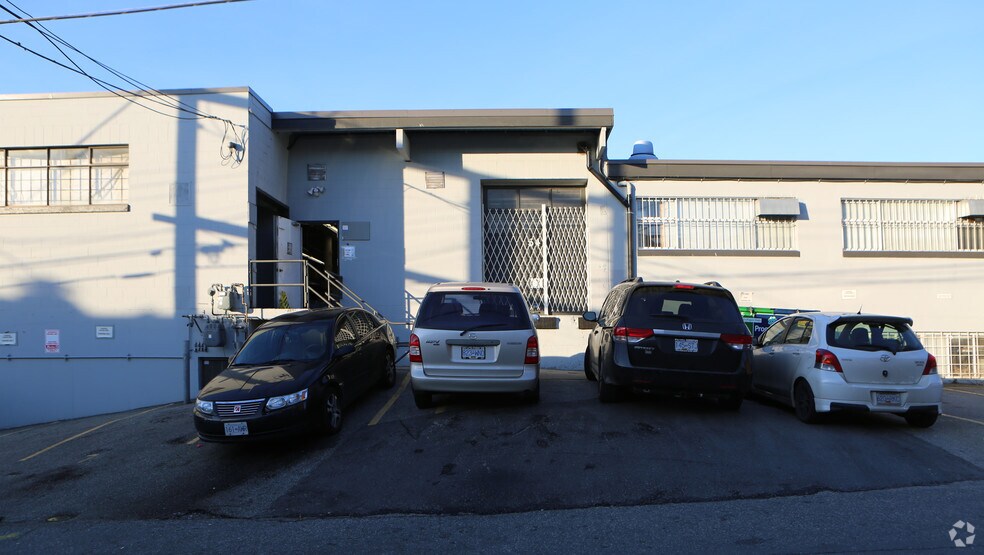 More Photos Of 54-66 E 4th Ave, Vancouver Showroom For Lease