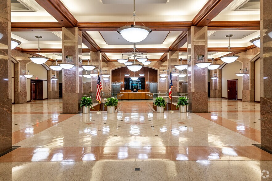 More Photos Of 222 S Main St, Akron Office For Lease