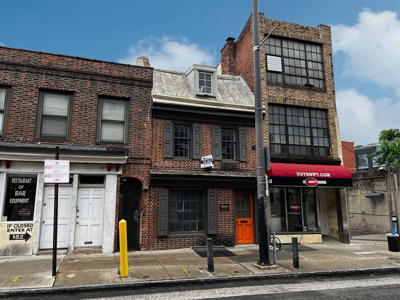 Primary Photo Of 150 N 2nd St, Philadelphia Office Residential For Sale