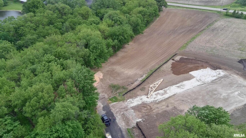 Primary Photo Of 7501 US-150 Hwy, Edwards Land For Sale