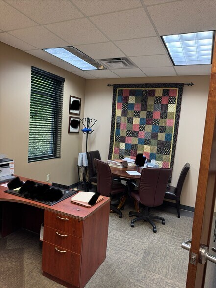 More Photos Of 1512 Alex Dr, Irondale Office For Lease