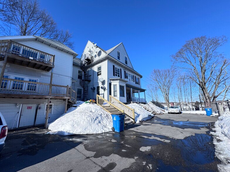 More Photos Of 499 Haverhill St, Lawrence Apartments For Sale