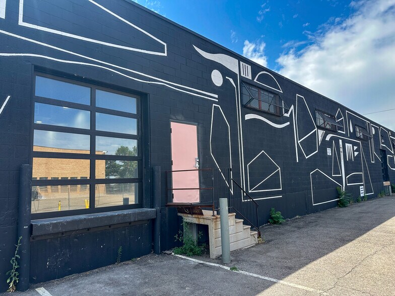 More Photos Of 3801 Race St, Denver Showroom For Lease