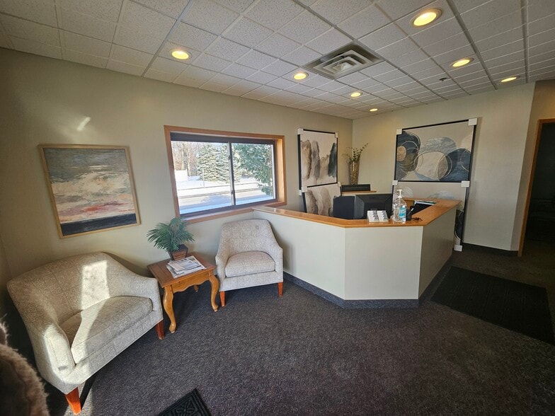 More Photos Of 3715 50th Ave, Minneapolis Manufacturing For Sale