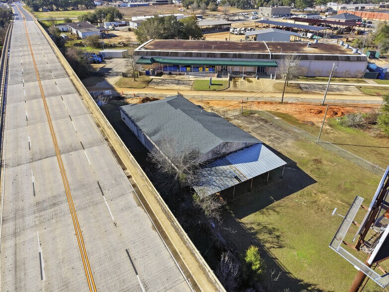 More Photos Of 401 Hodges Ave, Albany Industrial For Sale