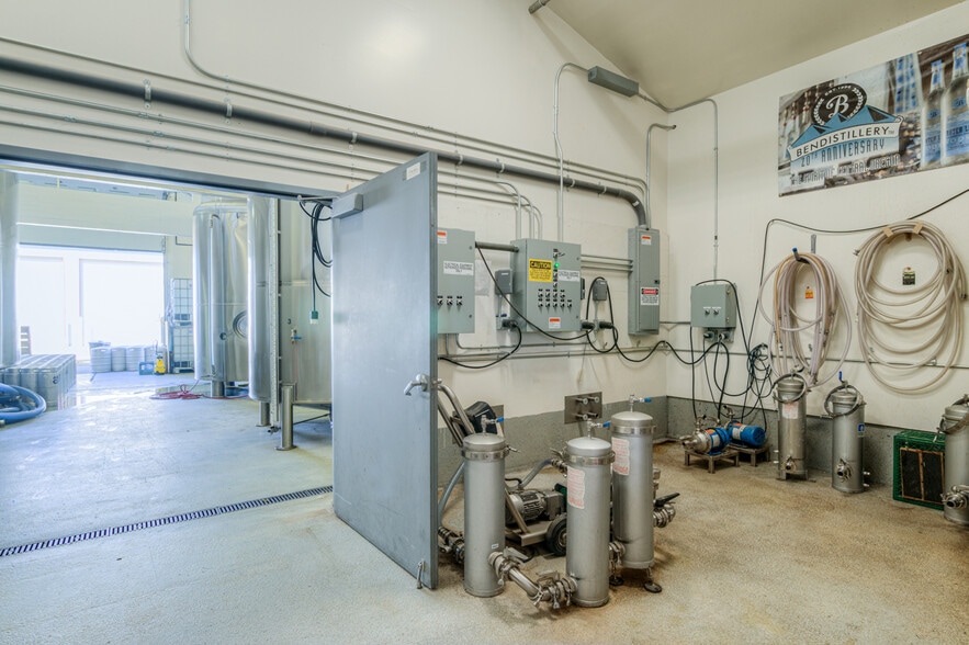 More Photos Of , Bend Unknown For Sale