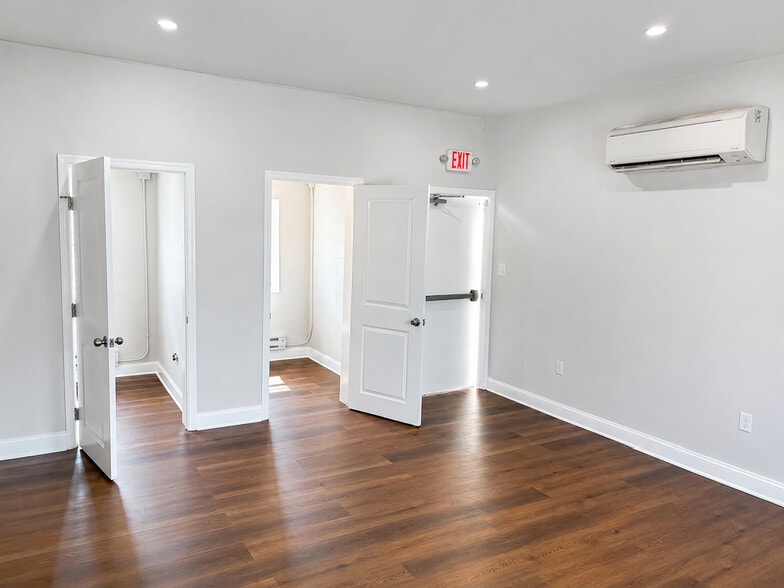 More Photos Of 120 Greenhill Ave, Wilmington Freestanding For Lease