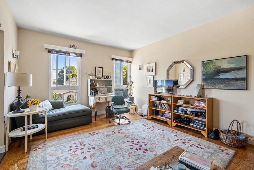 More Photos Of 1217 Capuchino Ave, Burlingame Apartments For Sale