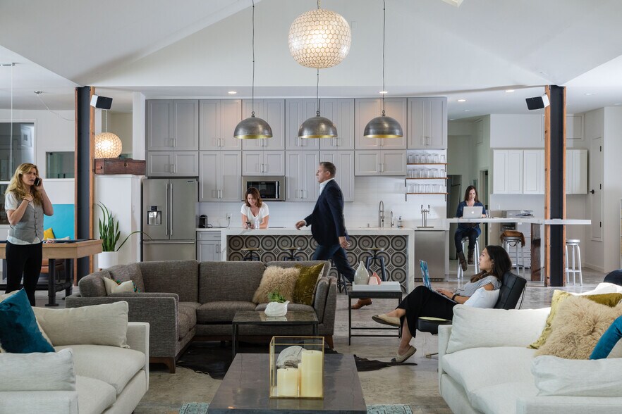 More Photos Of 4200 Broadway, Oakland Office For Sale