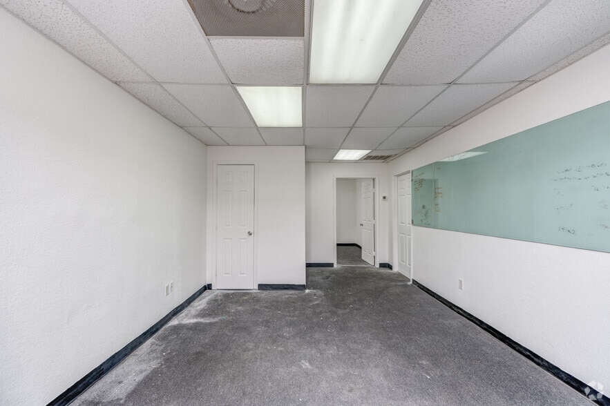 More Photos Of 12826 Hempstead Rd, Houston Unknown For Lease