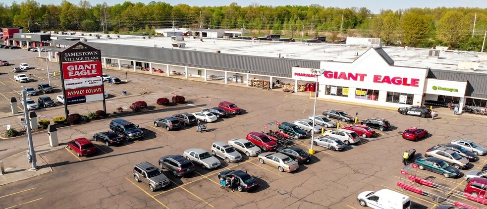 More Photos Of 2700-2790 Mahoning Ave NW, Warren Storefront For Lease