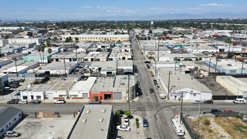 More Photos Of 1501 W 14th St, Long Beach Warehouse For Lease