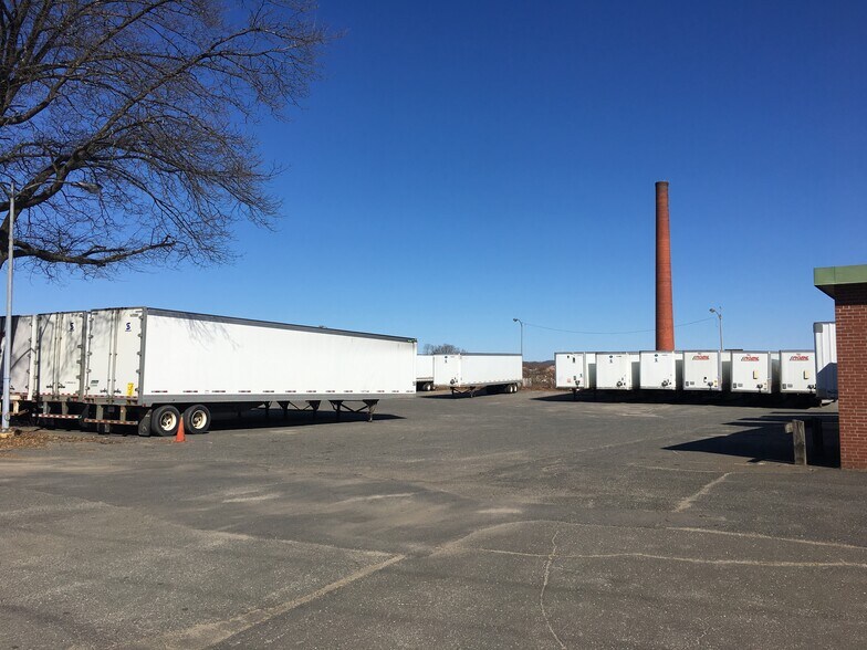 More Photos Of 111 Mosher St, Holyoke Warehouse For Lease