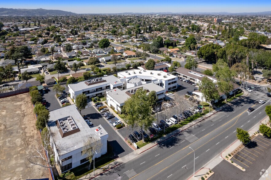 More Photos Of 1730 W Cameron Ave, West Covina Coworking Space
