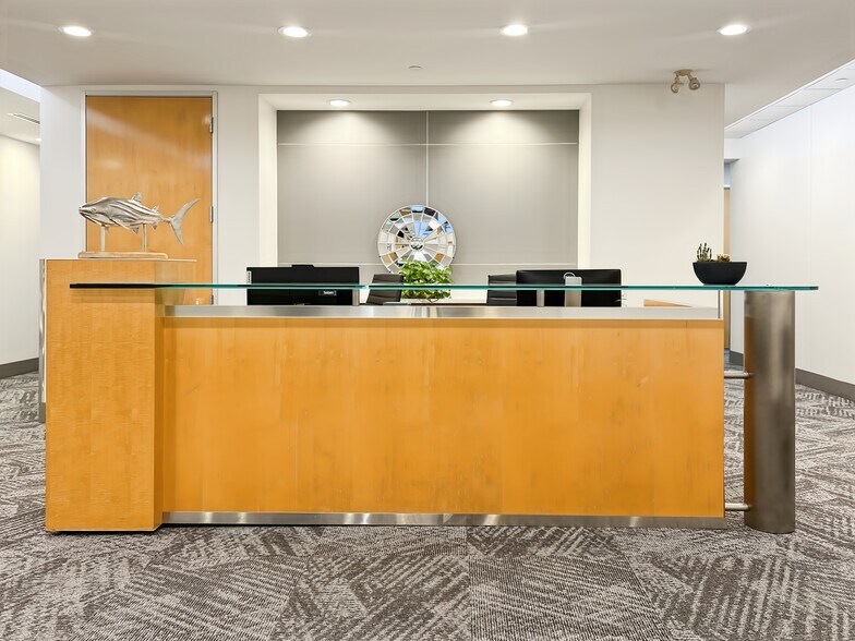 More Photos Of 675 Cochrane Dr, Markham Coworking Space