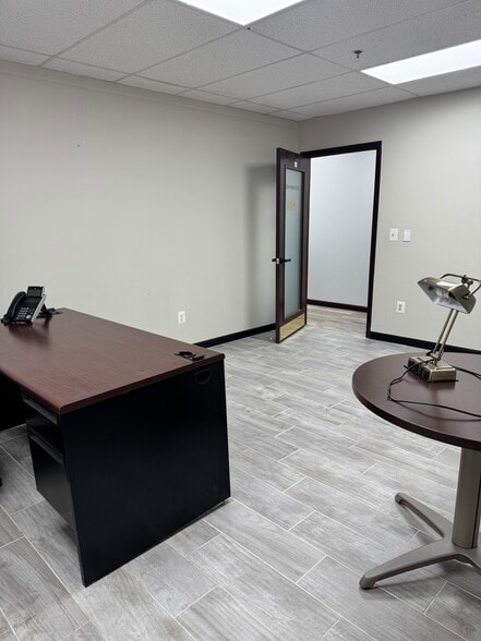 More Photos Of 13810-13854 Lakeside Cir, Sterling Heights Storefront Retail Office For Lease