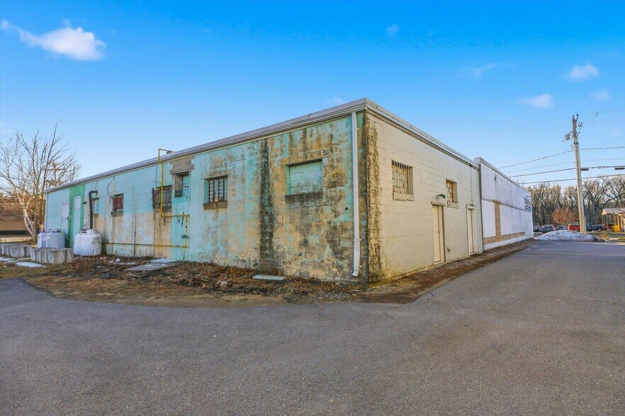 More Photos Of 540 Main St, Keene Office For Sale