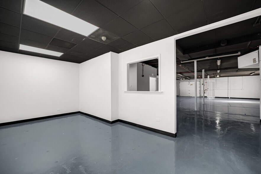 More Photos Of 10333 Oxford Ave, Chicago Ridge Warehouse For Sale